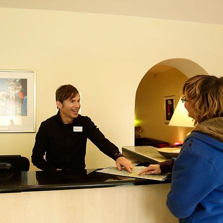 Acama Hotel & Hostel Schoeneberg Berlin Bagian luar foto