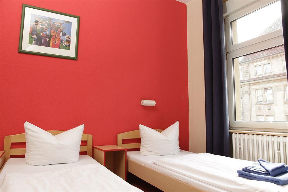 Acama Hotel & Hostel Schoeneberg Berlin Bagian luar foto