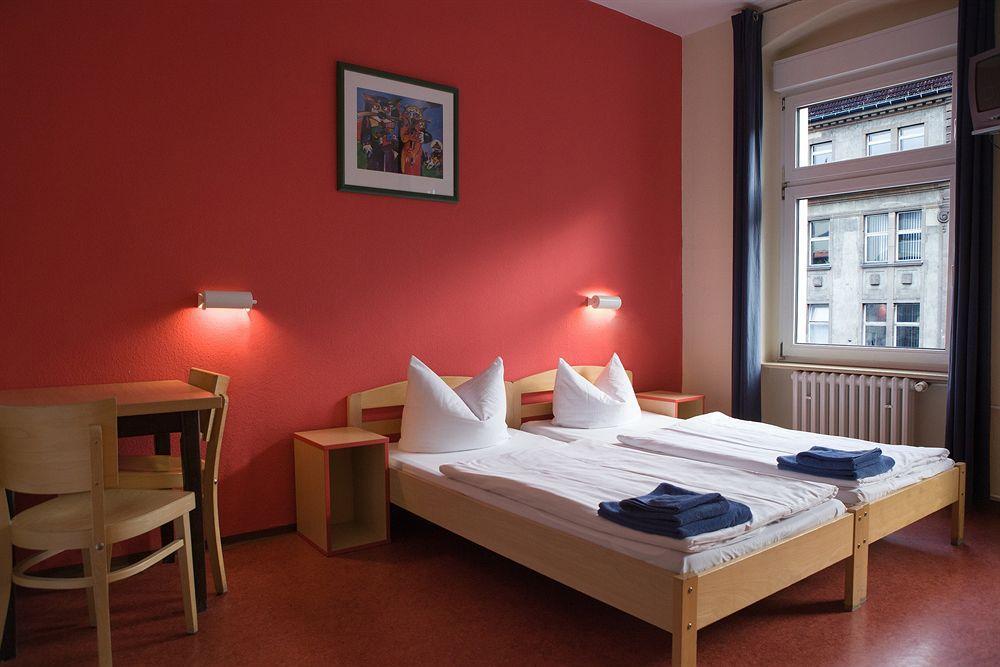 Acama Hotel & Hostel Schoeneberg Berlin Bagian luar foto