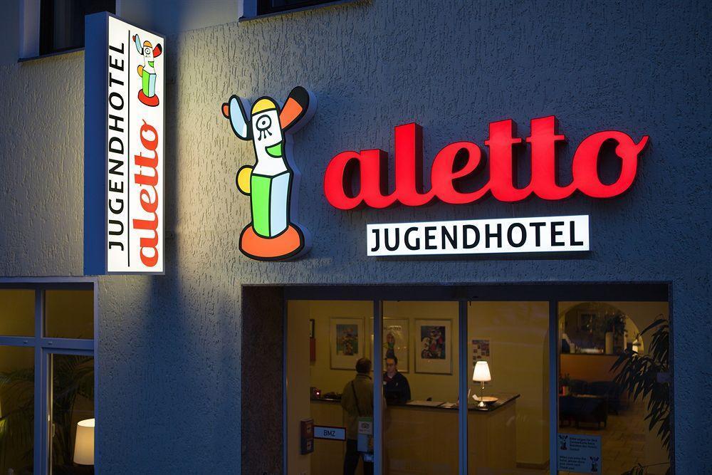 Acama Hotel & Hostel Schoeneberg Berlin Bagian luar foto