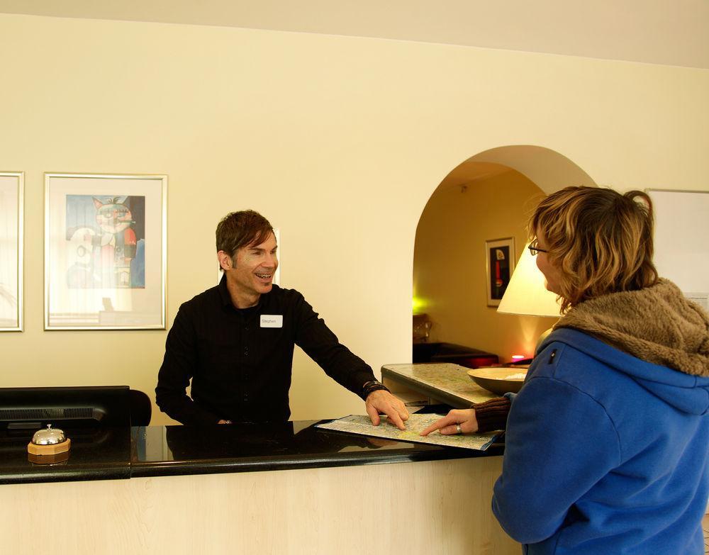Acama Hotel & Hostel Schoeneberg Berlin Bagian luar foto
