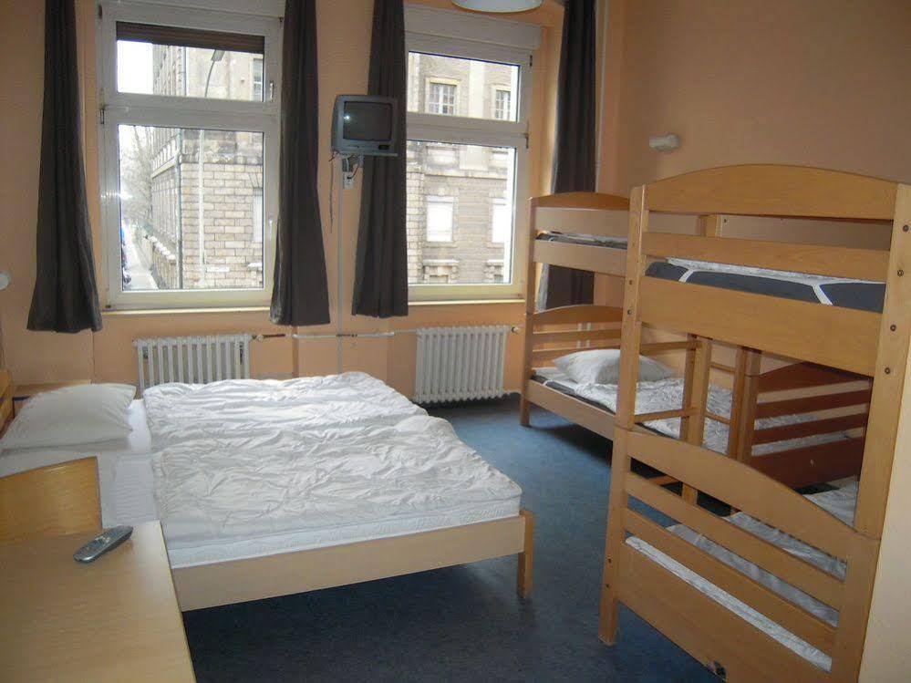 Acama Hotel & Hostel Schoeneberg Berlin Bagian luar foto